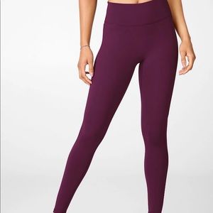Fabletics burgundy high waisted leggings.Seamless